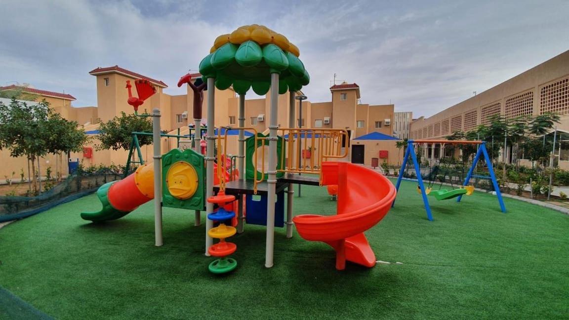 Dolphin Beach Resort Yanbu Eksteriør billede