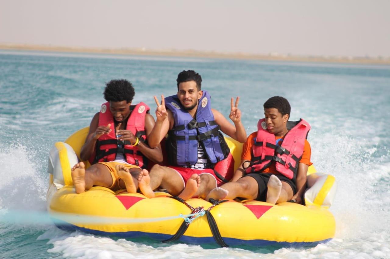 Dolphin Beach Resort Yanbu Eksteriør billede